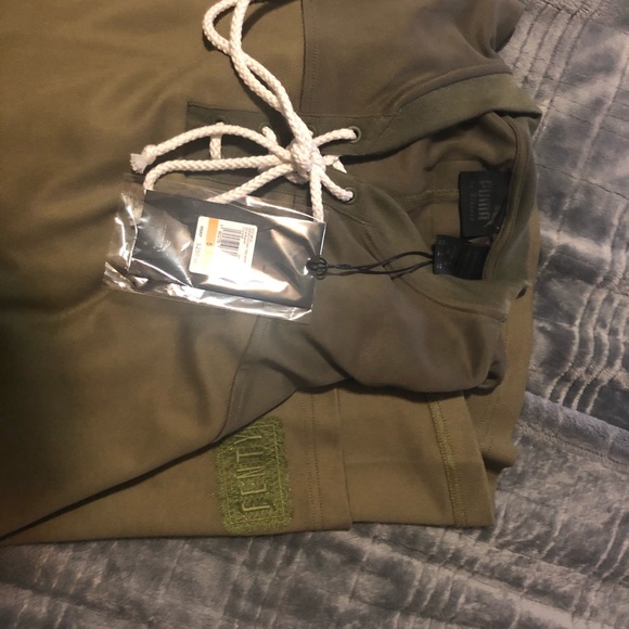 Puma Fenty Men’s hockey tee w/frt lacing - Picture 8 of 8